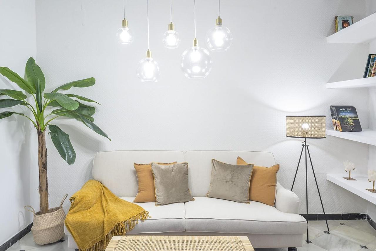 Moderno Apartamento Cerca A Plaza Espana Seville Luaran gambar
